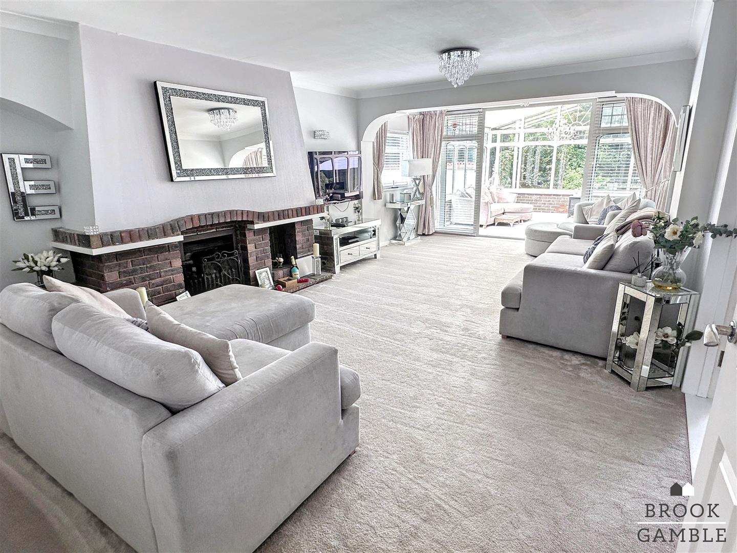 6 Bedroom House. Harley Shute Road in St. Leonards-On-Sea, 4